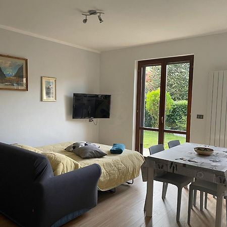 La Casa Del Conte - Feriolo Di Baveno Con Giardino Privato Apartment Luaran gambar